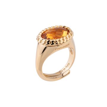 Cocktail ring with colored stone