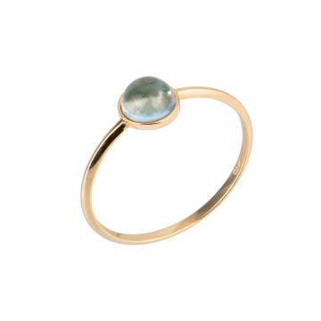 Jolie gold ring with natural stone with cabochon cut