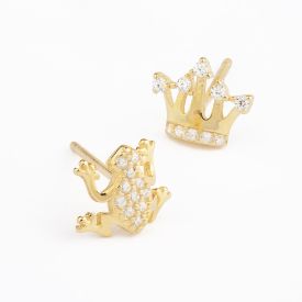 My World earrings with crown and frog